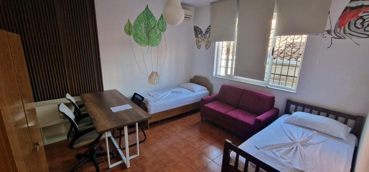 Arka Hostel Shkodër Екстериор снимка