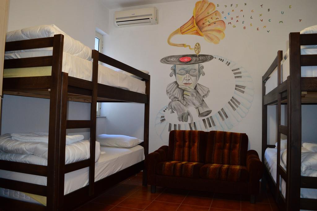 Arka Hostel Shkodër Екстериор снимка
