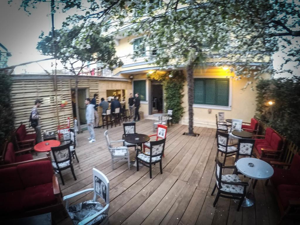 Arka Hostel Shkodër Екстериор снимка
