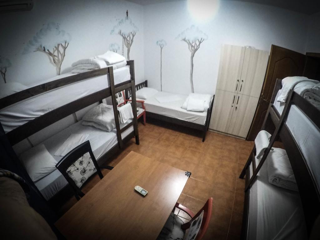 Arka Hostel Shkodër Екстериор снимка