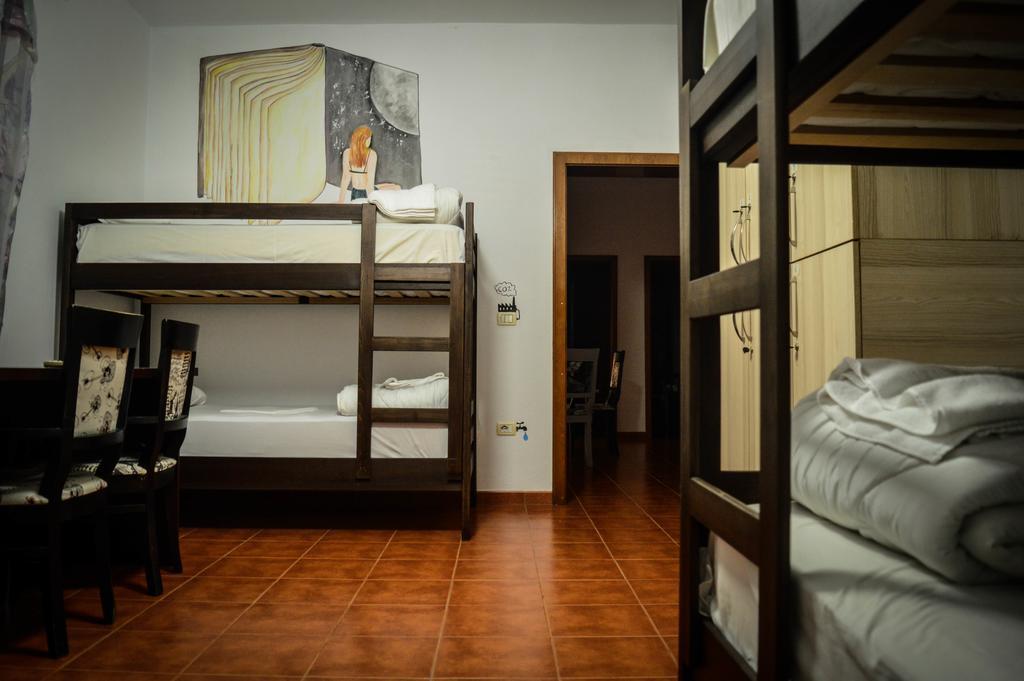 Arka Hostel Shkodër Екстериор снимка